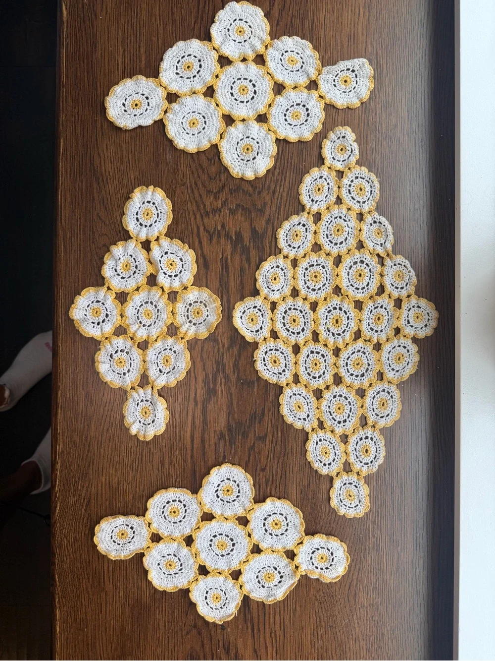 Vintage Yellow and White Flower Doilies (Set of 4)